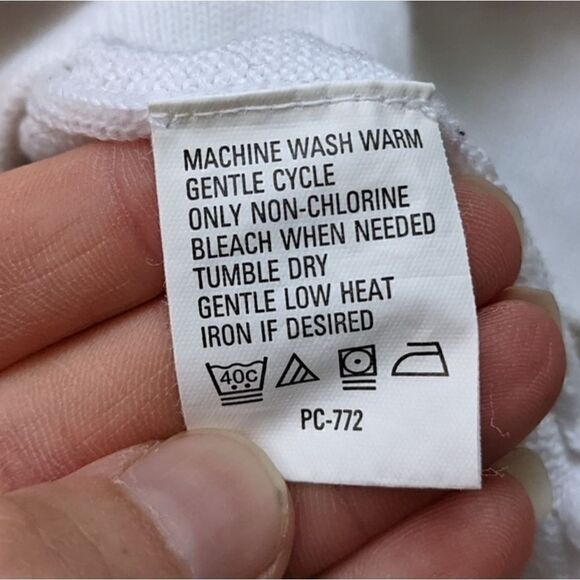 IZOD white v neck sweater size med golf - Picture 6 of 7